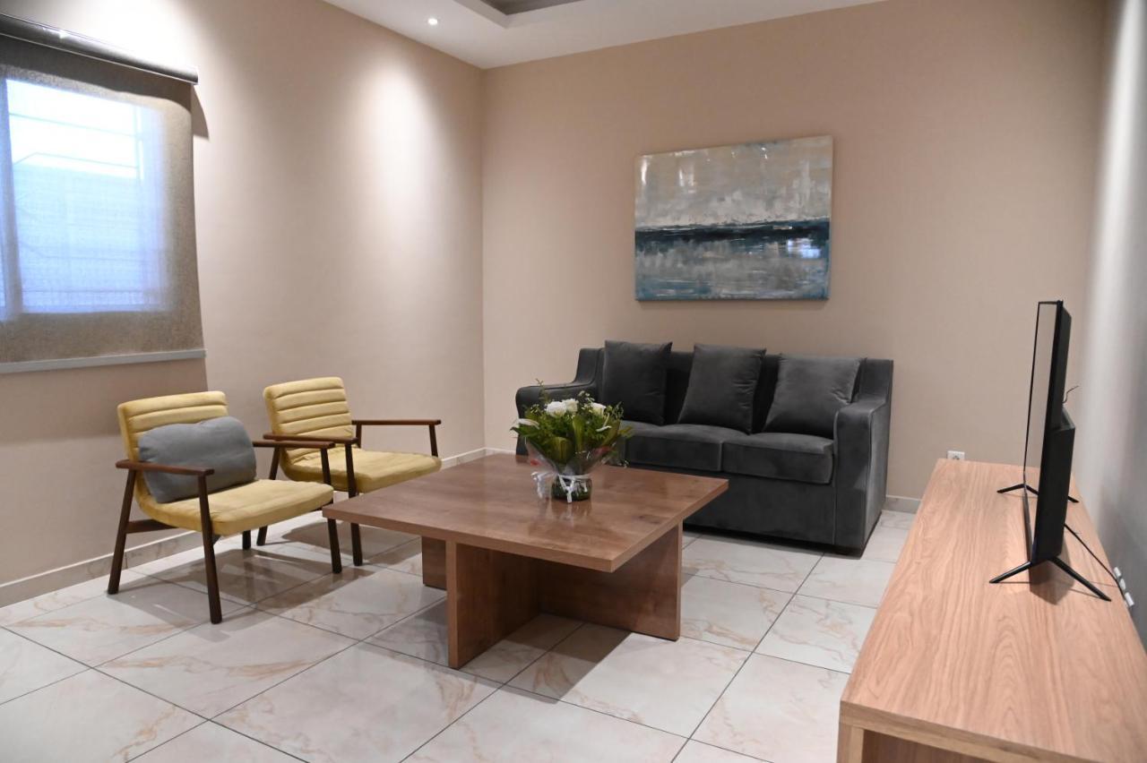 Hotel Astral Αμπιτζάν Εξωτερικό φωτογραφία